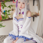 瓜希酱 100套写真合集下载-[13.45G]-死宅屋